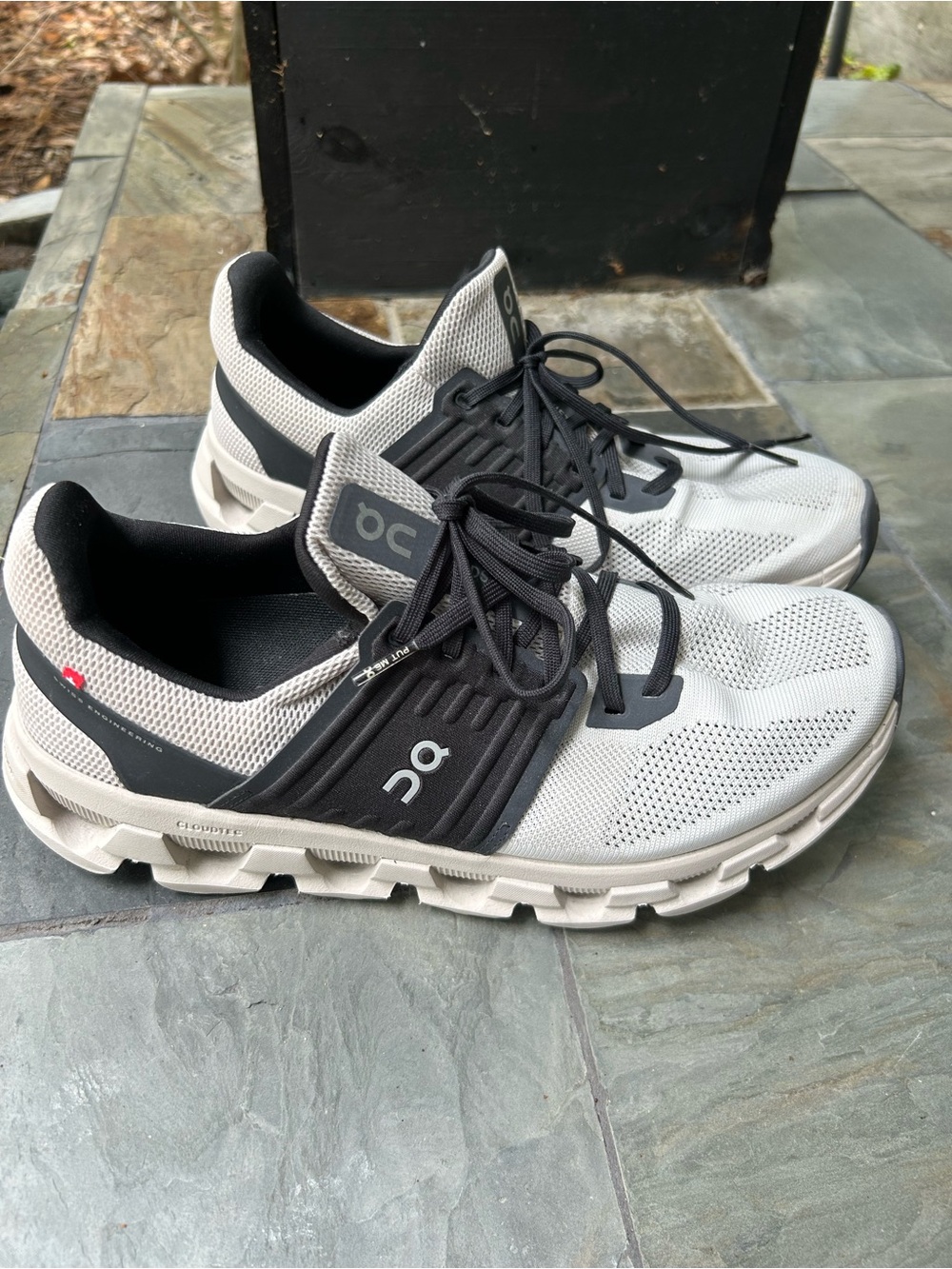 ON running 10.5 women’s